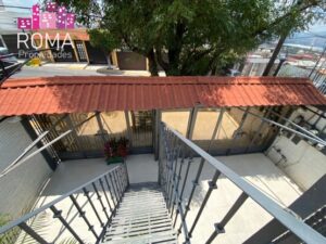 Casa en venta con habitaciones independientes, Avenida de los Reyes, El Dorado, Tlalnepantla